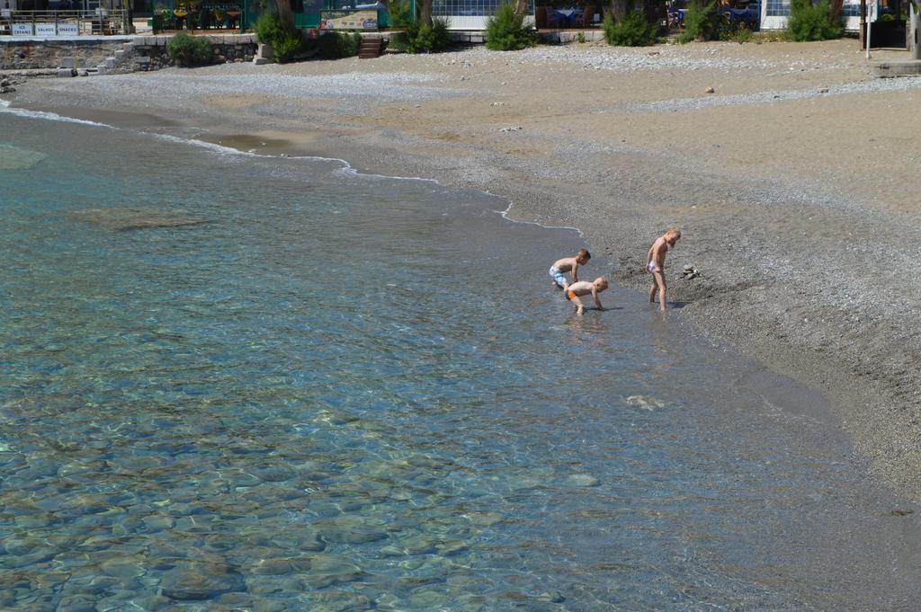 So Close To The Beach Agios Nikolaos  Exterior photo